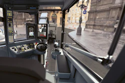 The cabin protects the operator against environmental influences and provides a workplace designed and constructed according to the latest ergonomic principles.