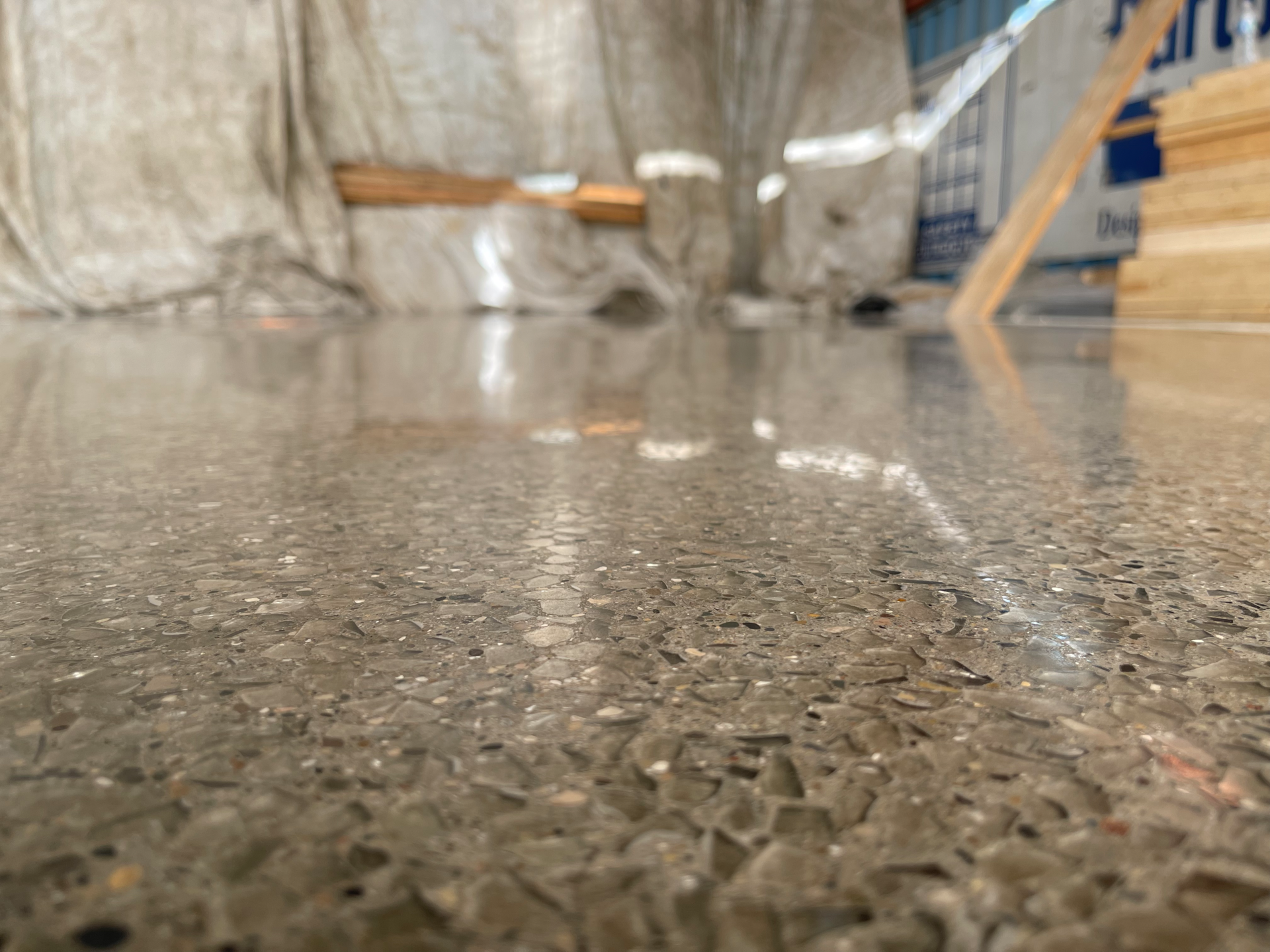 Best Practices For Exposed Glass Aggregate With Polished Concrete