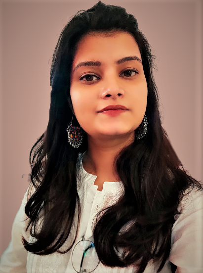 Pooja Headshot