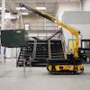 The crane is fully electric and offers zero emissions, allowing use in public locations and at night without disturbing neighborhoods.