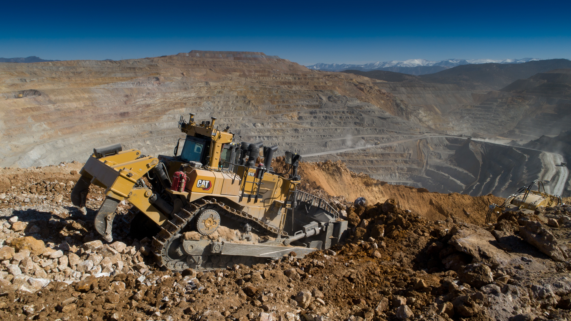 The new D10 is powered by the Cat C27 engine, which offers aftertreatment solutions to meet U.S. EPA Tier 4 Final/EU Stage V as well as Tier 2 equivalent emissions standards for meeting the needs of the global market.