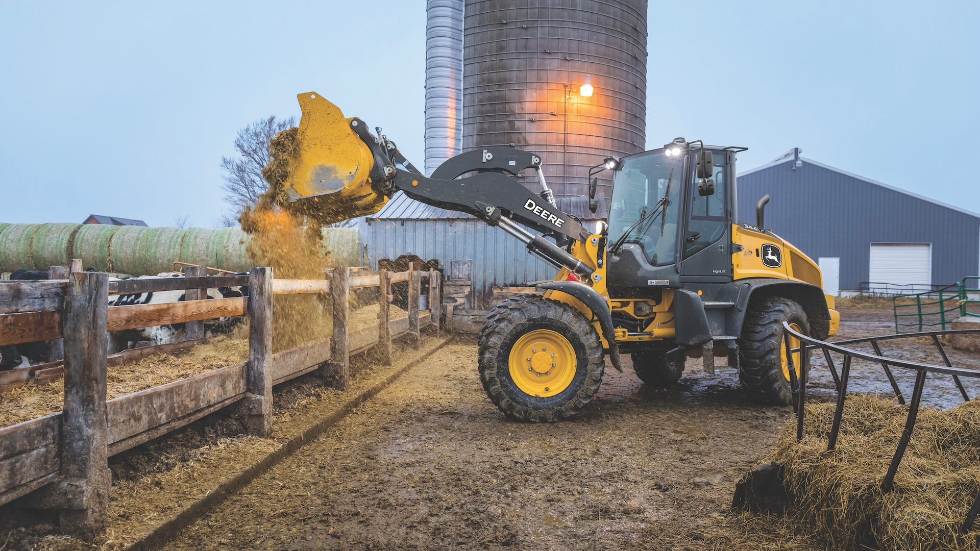 The new P-Tier compact wheel loaders will carry over all L-Series capabilities and will introduce new features, including standard ride control in base models and optional factory-installed features, including an auto-reversing fan option.
