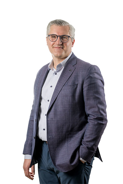 Adam Fiedor Glc Advisors Headshots4 Ad 0554 500x700 Headshot