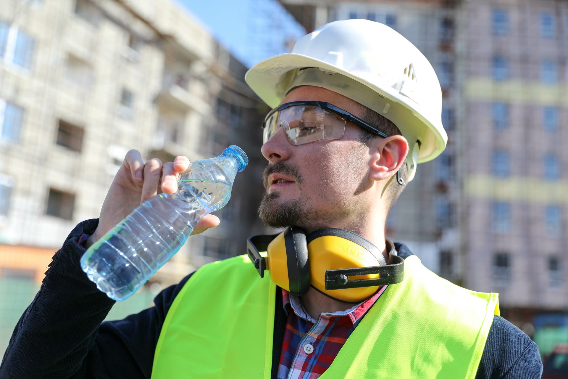 Elevated temperatures are, in turn, expected to lead to more than 50 additional high-heat days per year, resulting in 450,000 heat-related injuries per year and over $500 billion in labor-related productivity costs.