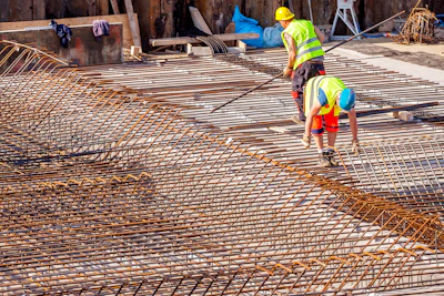 The types and classes of hard hats play an important role in keeping workers safe.