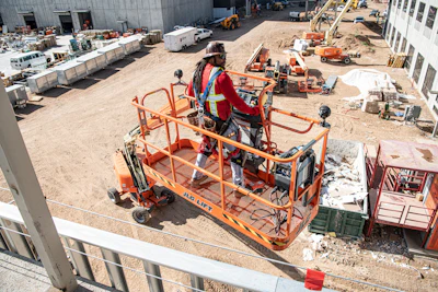 Sensors actively monitor the machine’s platform load and sound an alarm as well as interrupt normal operations if it is overloaded.