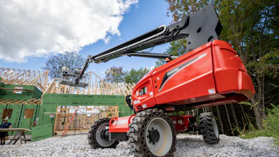 Manitou’s new MEWPS range is designed with end cushioning in both directions on almost all hydraulic cylinders and to smoothly perform up to four simultaneous functions.