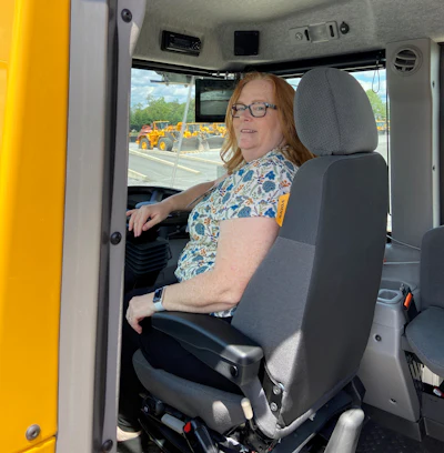 Cropped Lori In A45 Fa Haul Truck