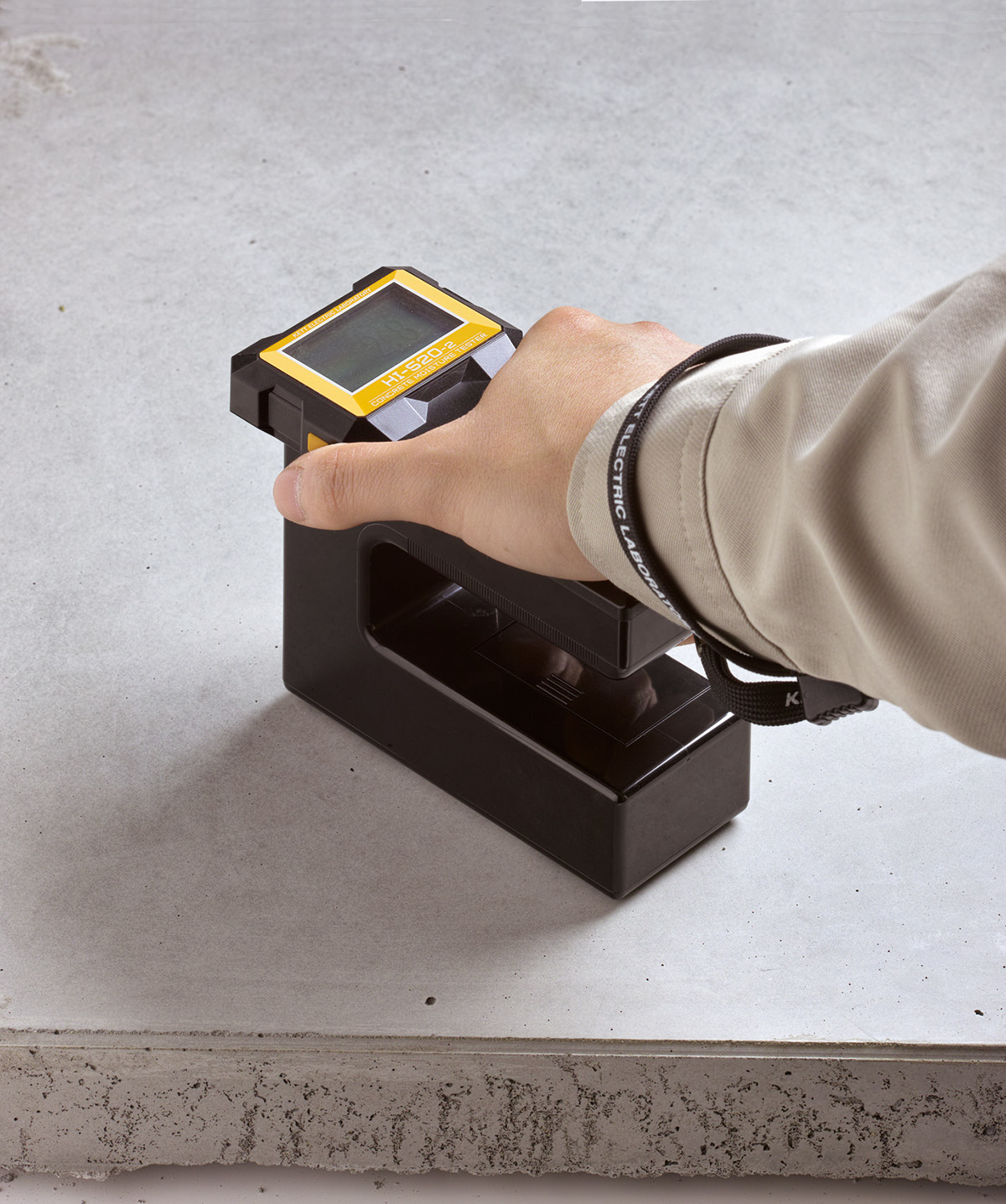 Moisture Measurement, Composition Analysis and Construction Safety