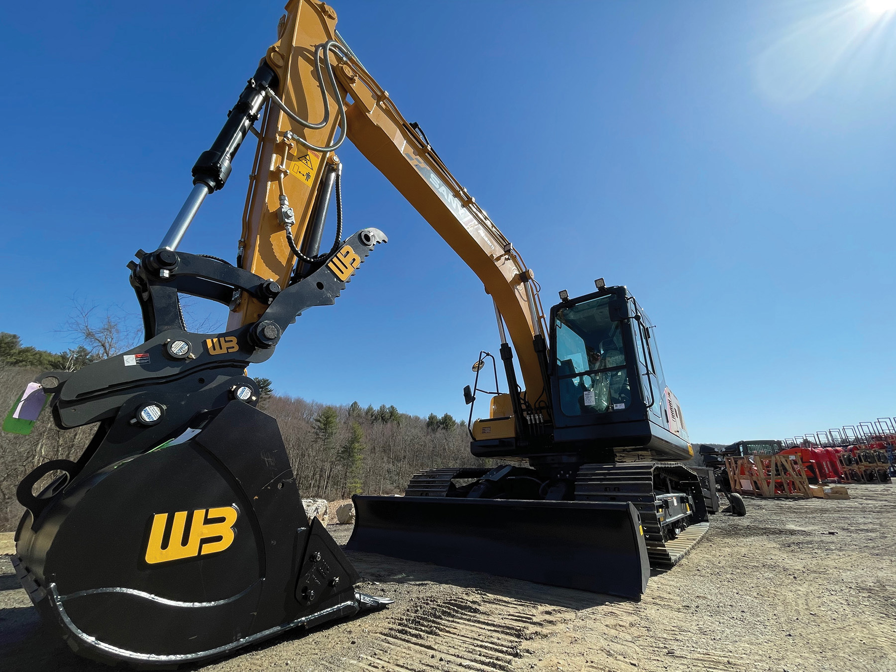 Werk-Brau’s D-Lock Coupler design includes industry-leading safety features like automatic front lock, dual pin locking, and a patented slide lock design to ensure safety on the jobsite.