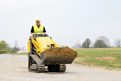 Powered by a 25-hp engine, the machine is compatible with New Holland Construction’s suite of 29 attachments due to its auxiliary flow rate of 15 gpm.