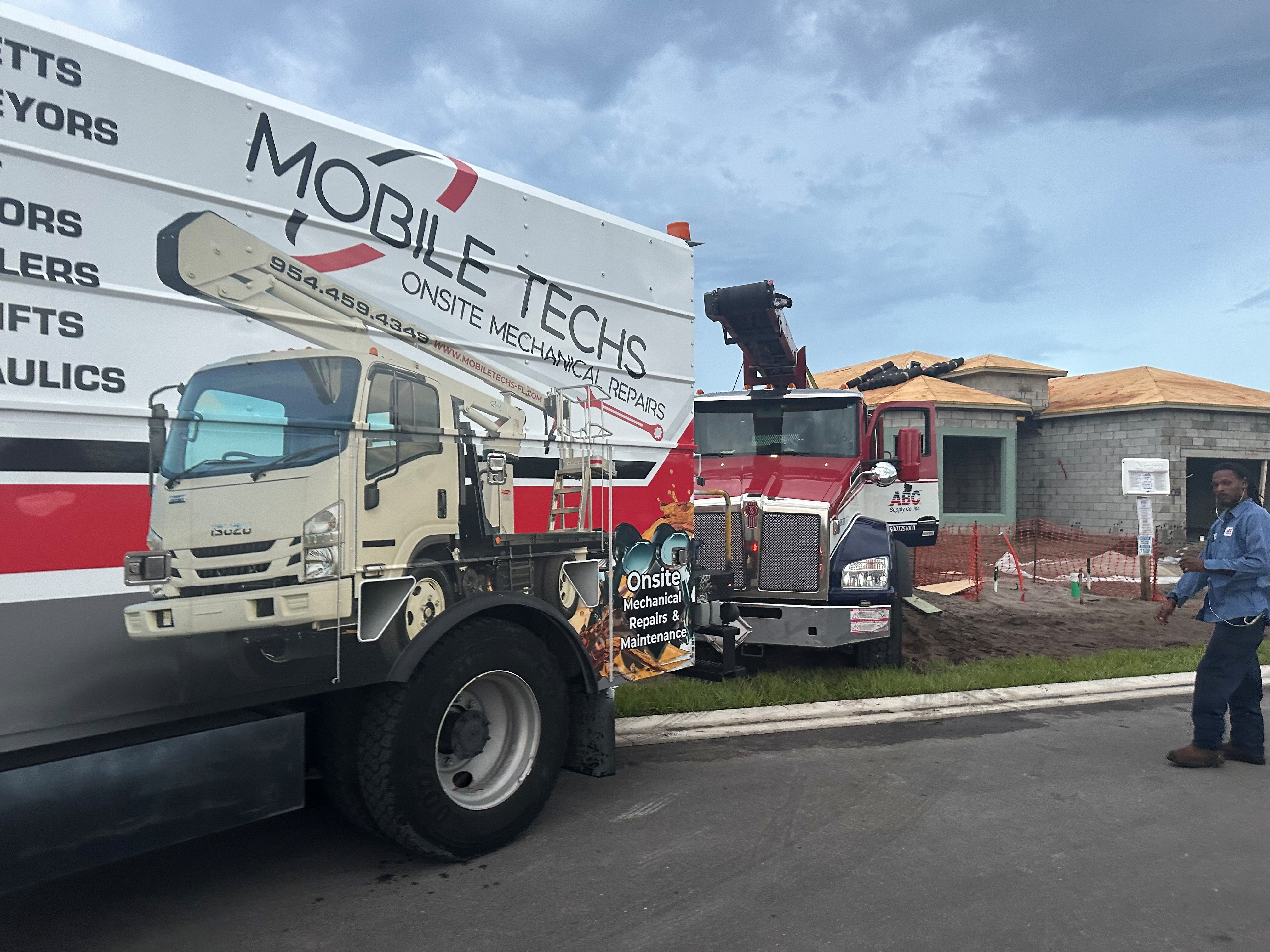 Mobile Techs offers customers mechanical repairs and preventive maintenance for large and heavy equipment and vehicles.