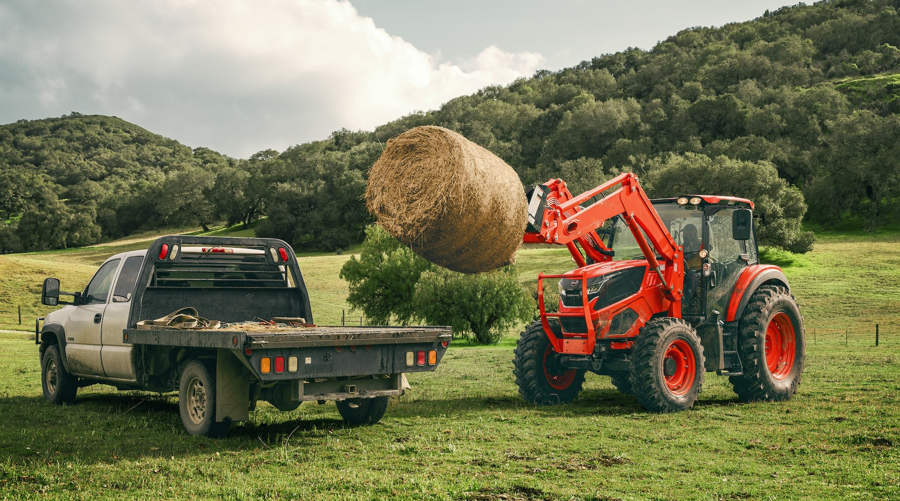The HX9010C and HX1151C models feature a KIOTI engine and a heavy-duty front axle for power and dependability when taking on tough jobs.