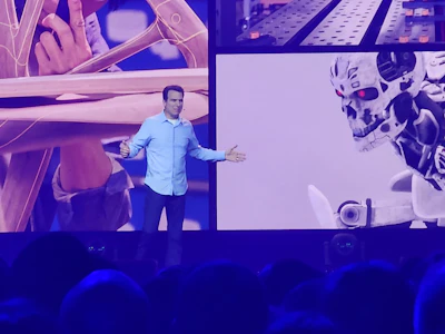 Audodesk CEO Andrew Anagnost kicks off Autodesk University 2023.