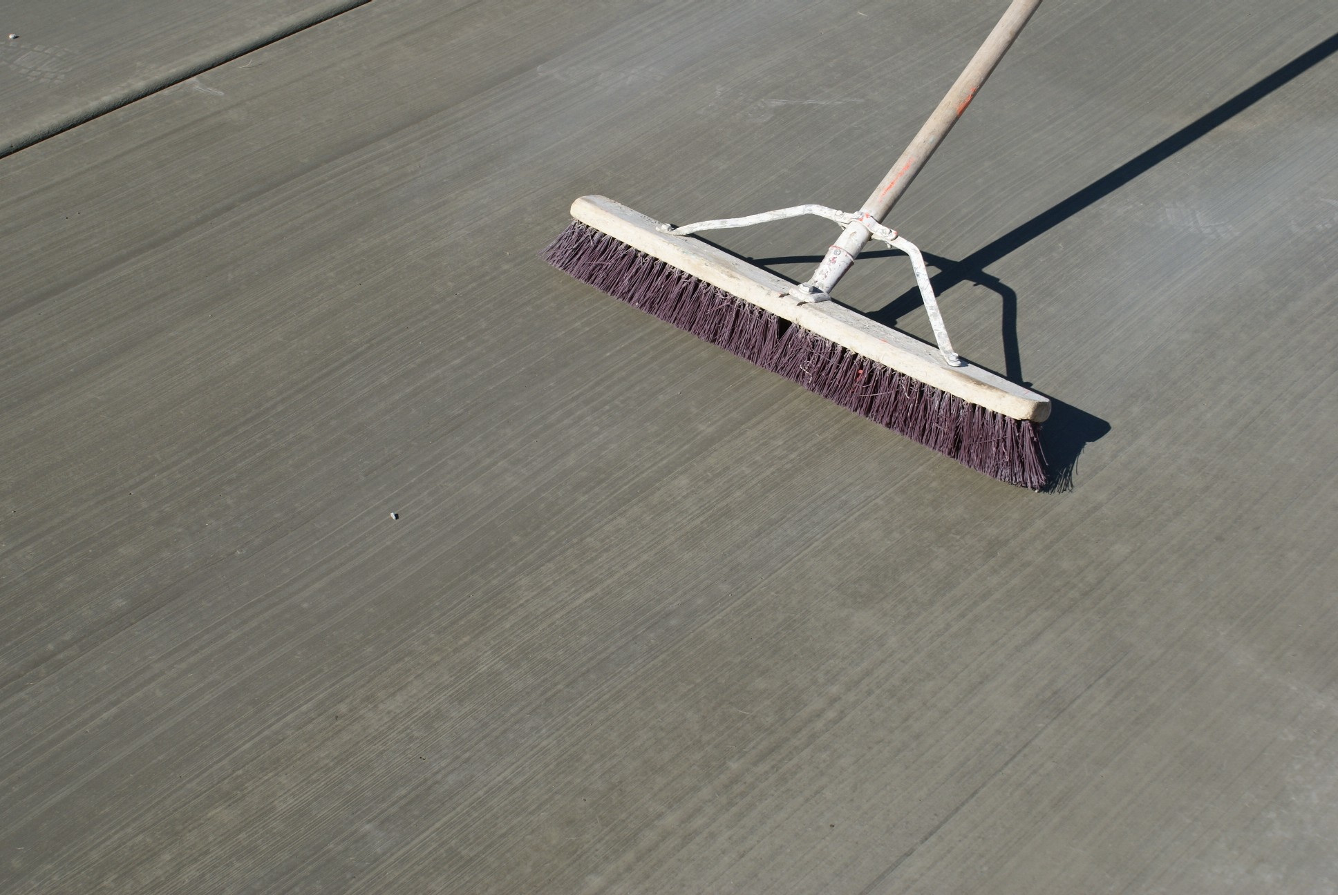 Fiber-Reinforced Concrete As An Alternative to Steel Concrete Reinforcement