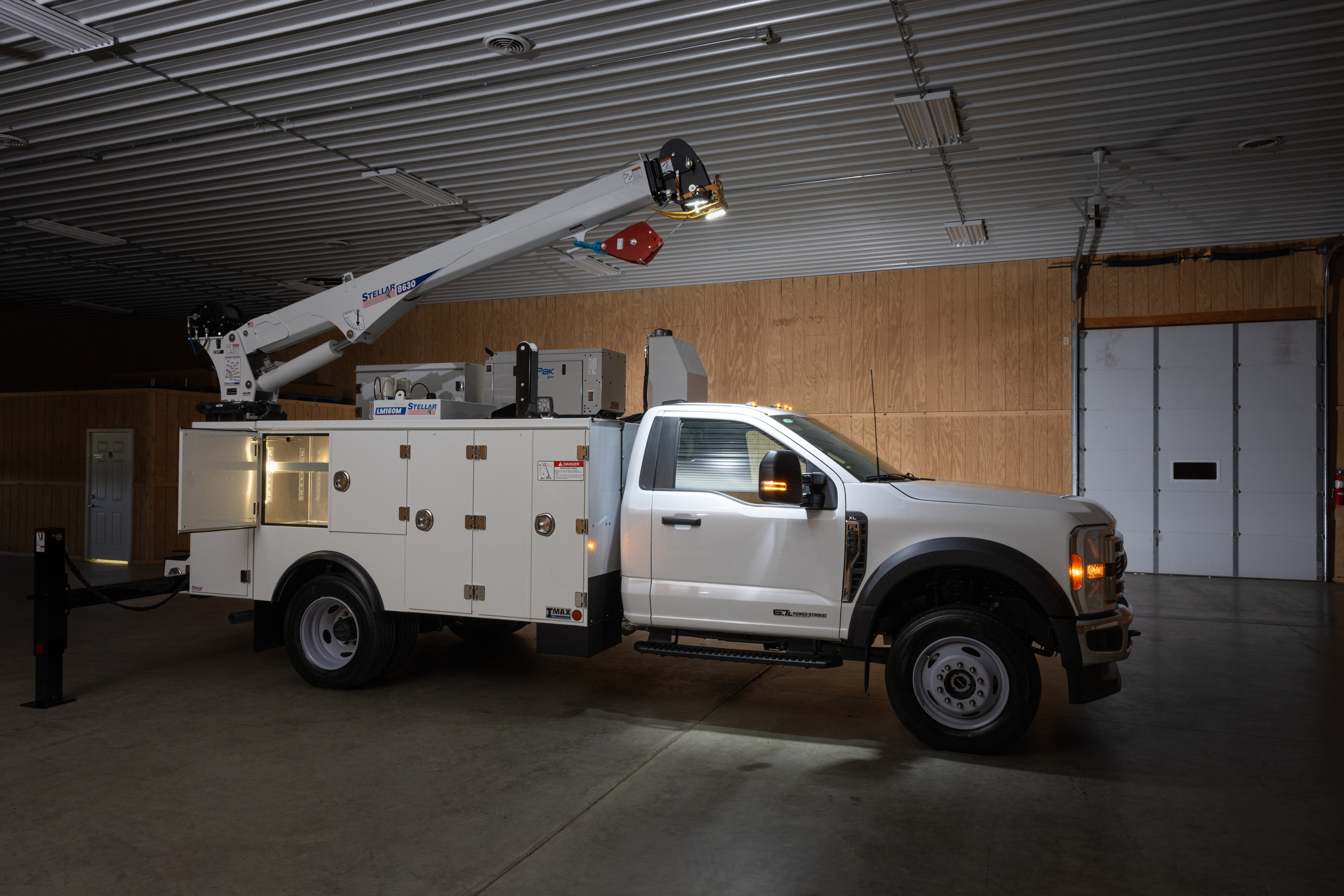 Knowing how often the crane will be lifting, what will be lifted, how much weight needs to be lifted and how much reach is required will help operators select the type, length and capacity of the crane.