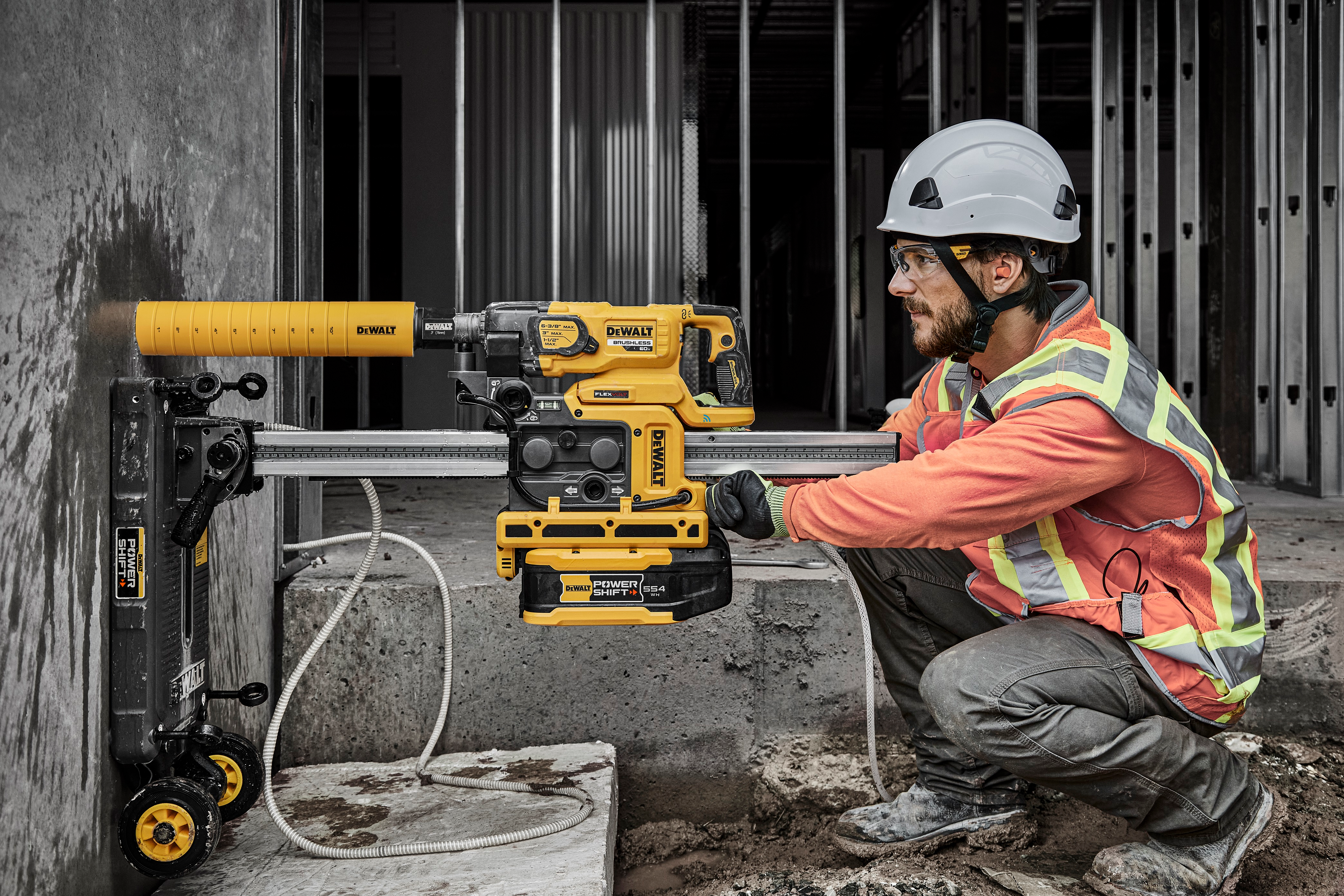 The system, made up of six concrete tools, uses the same DEWALT POWERSHIFT 554 WH battery and high-speed charger across all tools.