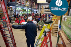 Topics covered include single and extension, articulated, mobile, and stepladders, with courses available in English or Spanish.
