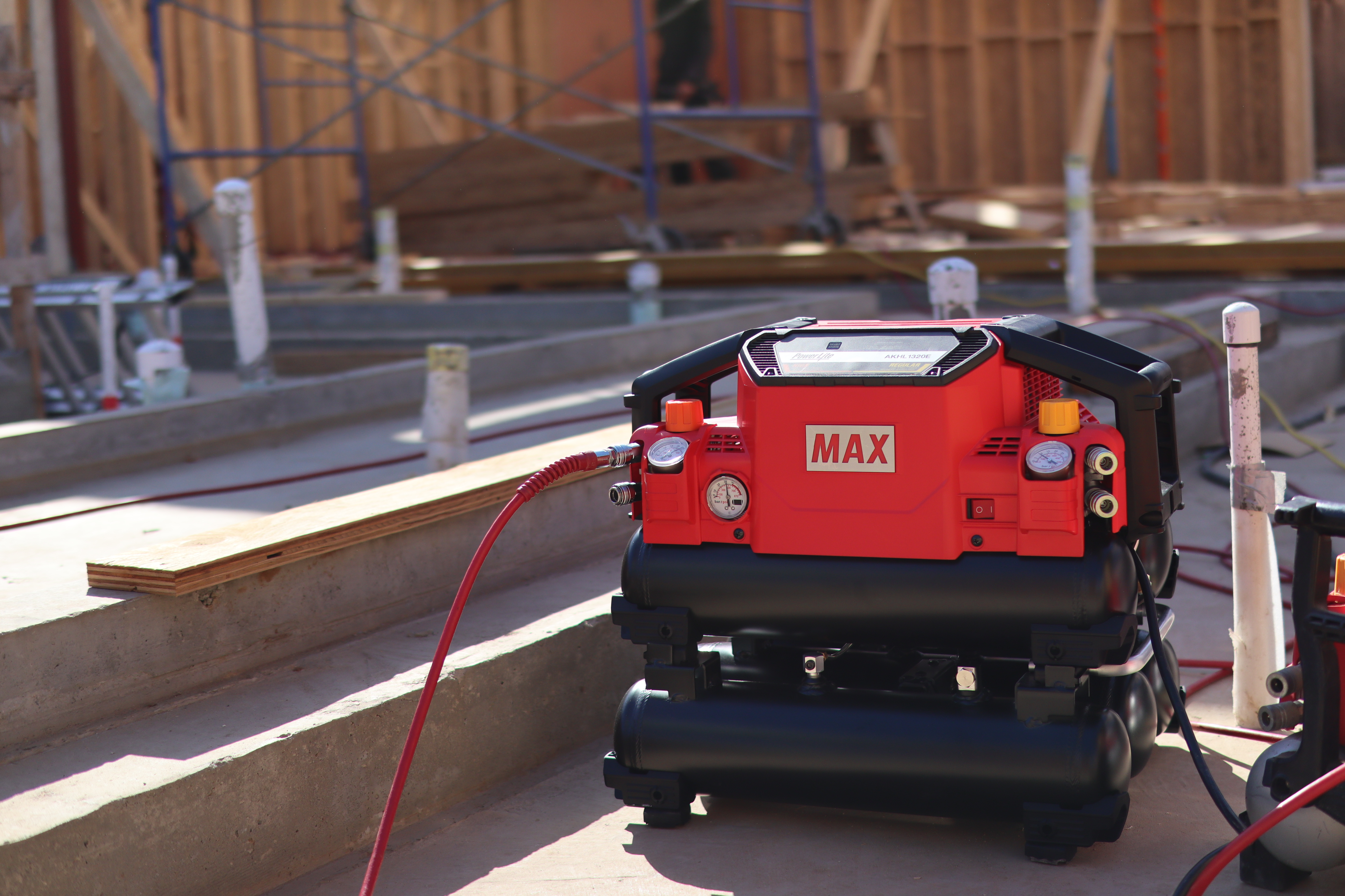 These products will replace the AKHL1260E and AKHL1260EX, which are scheduled to be discontinued.