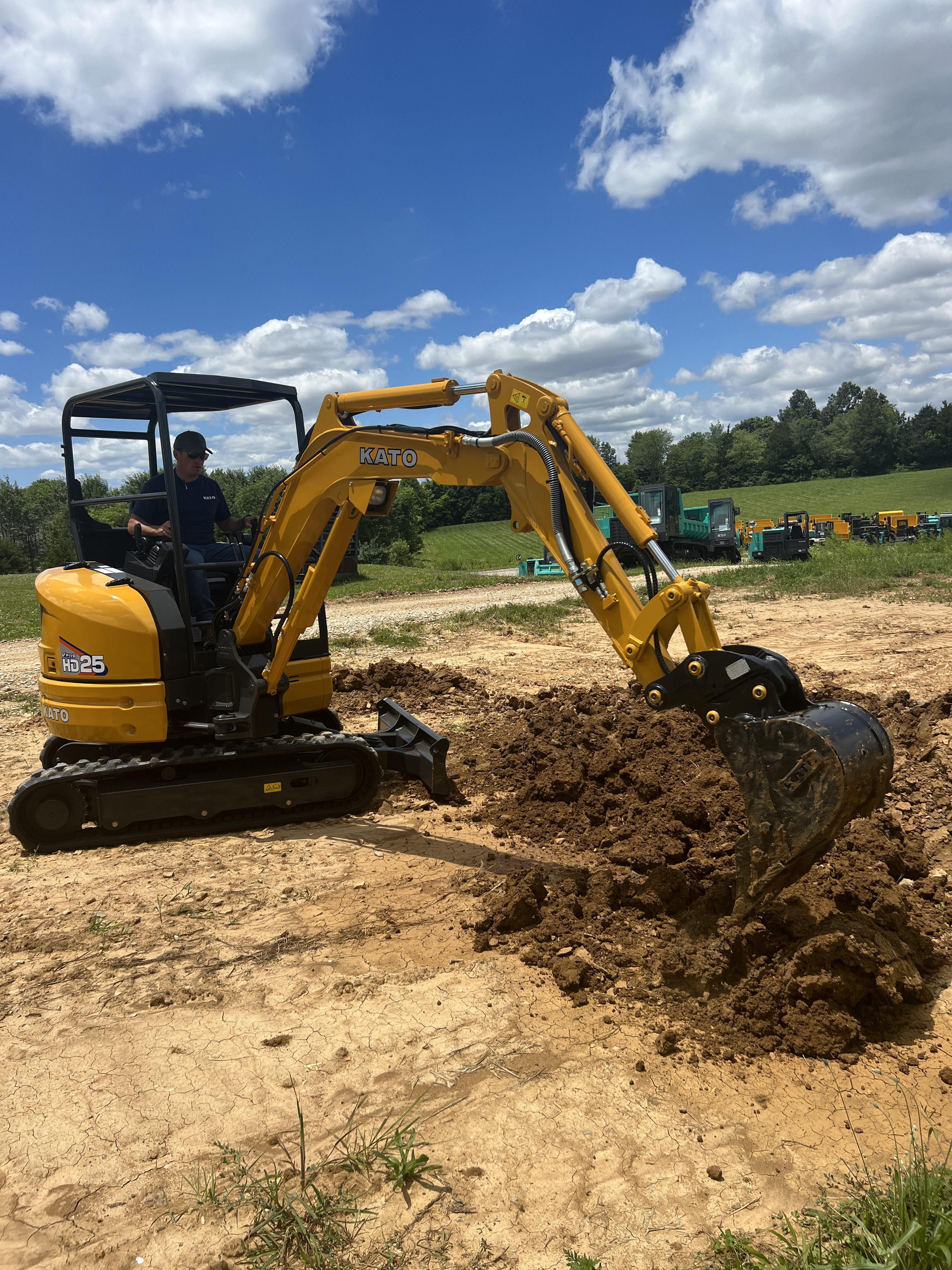 Designed for work in tight spaces, the machine is powered by a 23.6-hp Kubota engine and comes equipped with an 18-in. bucket.