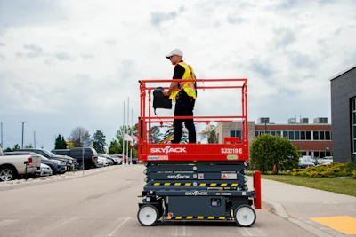 End users' need to reach tricky, confined spaces and the relatively common practice of operators standing on railings to gain more height inspired a tool to allow increased reach in a safe way.