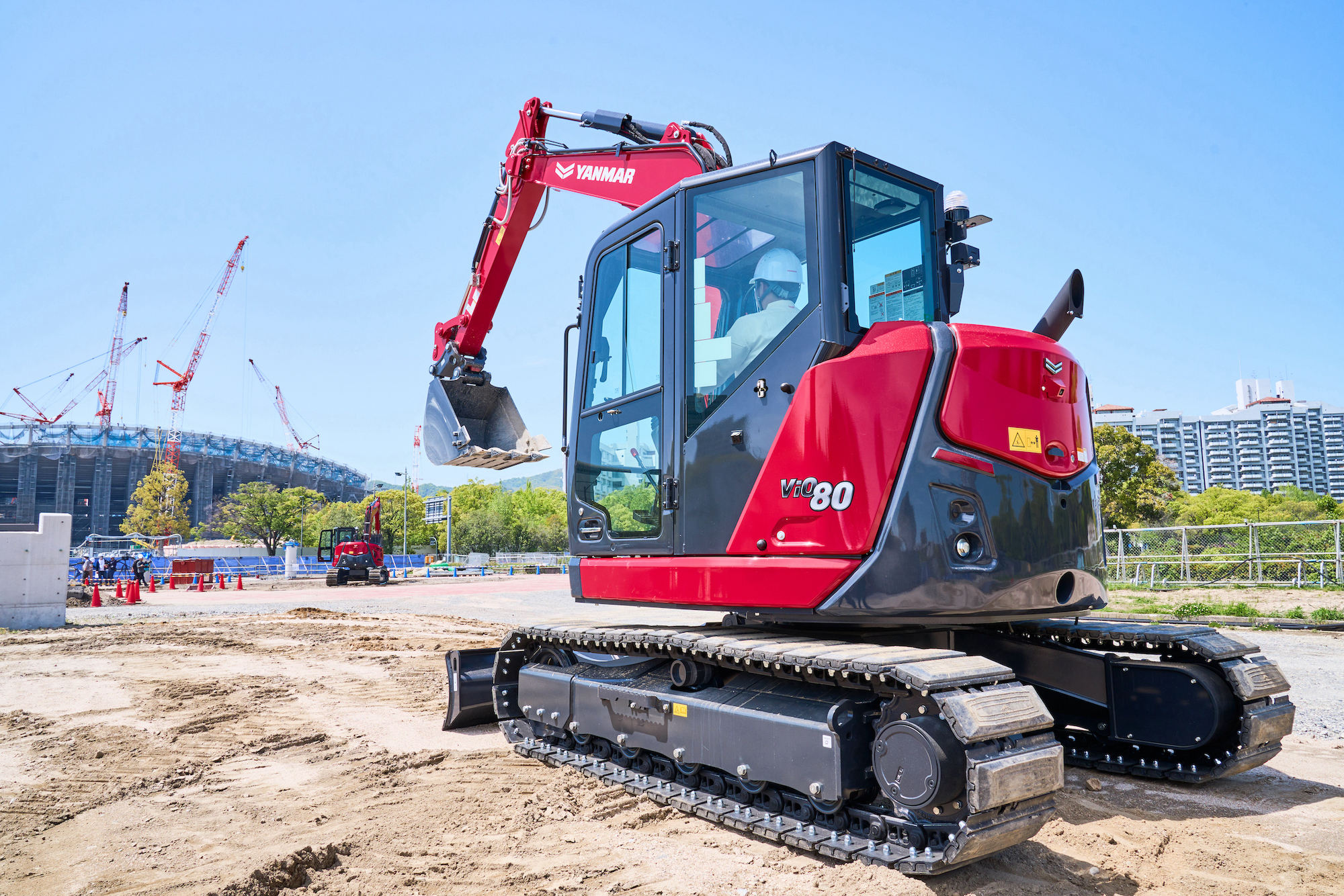 The 18,122-lb. ViO80-7 features 18 percent more power over its predecessor with its new 67-hp Yanmar Tier 4 Final diesel engine.