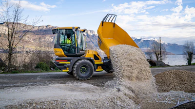 Mecalac Revotruck9 Job Site 4 Copyright Mecalac 300dpi Print